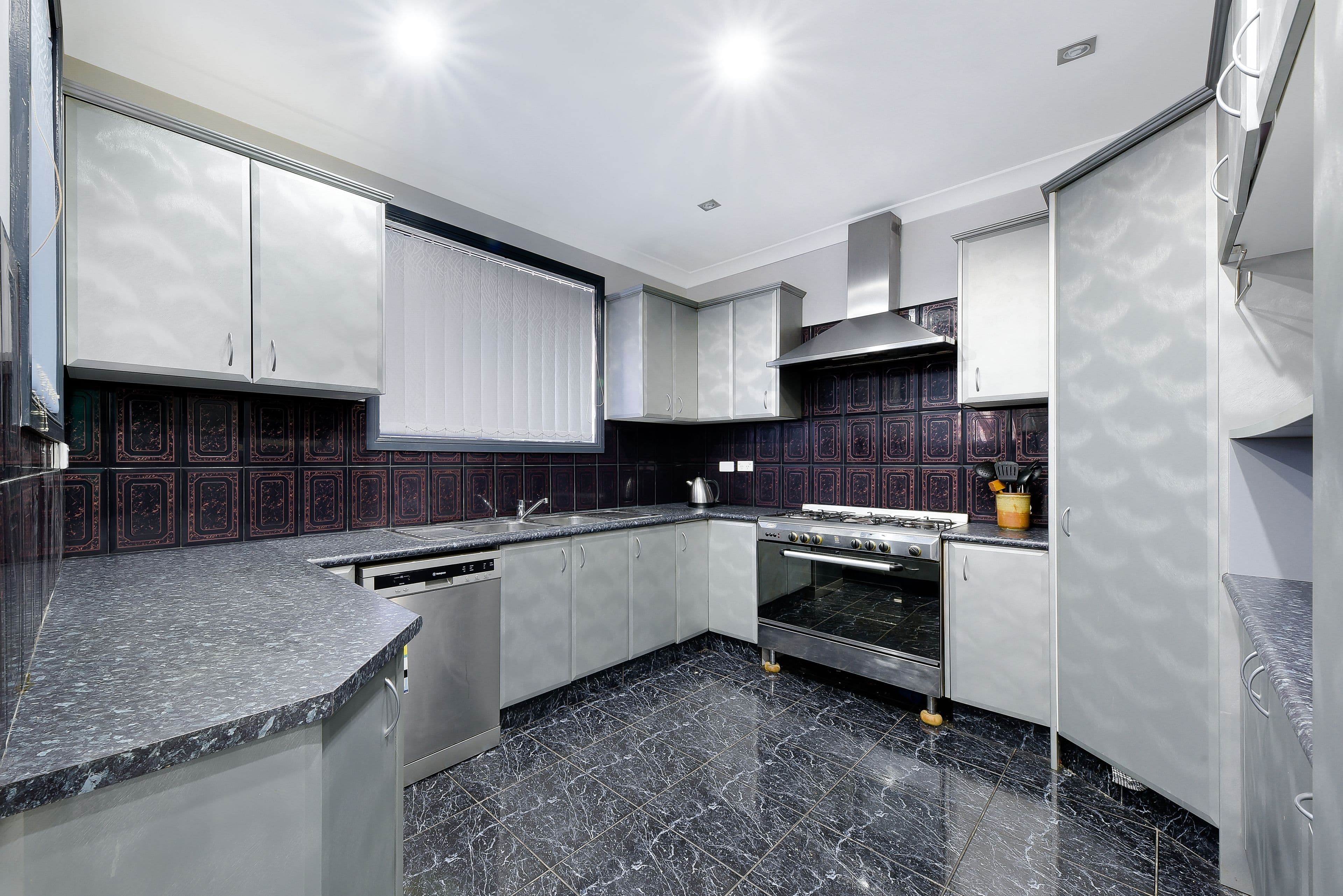48 Cumberland Road, Ingleburn - Thumbnail 4