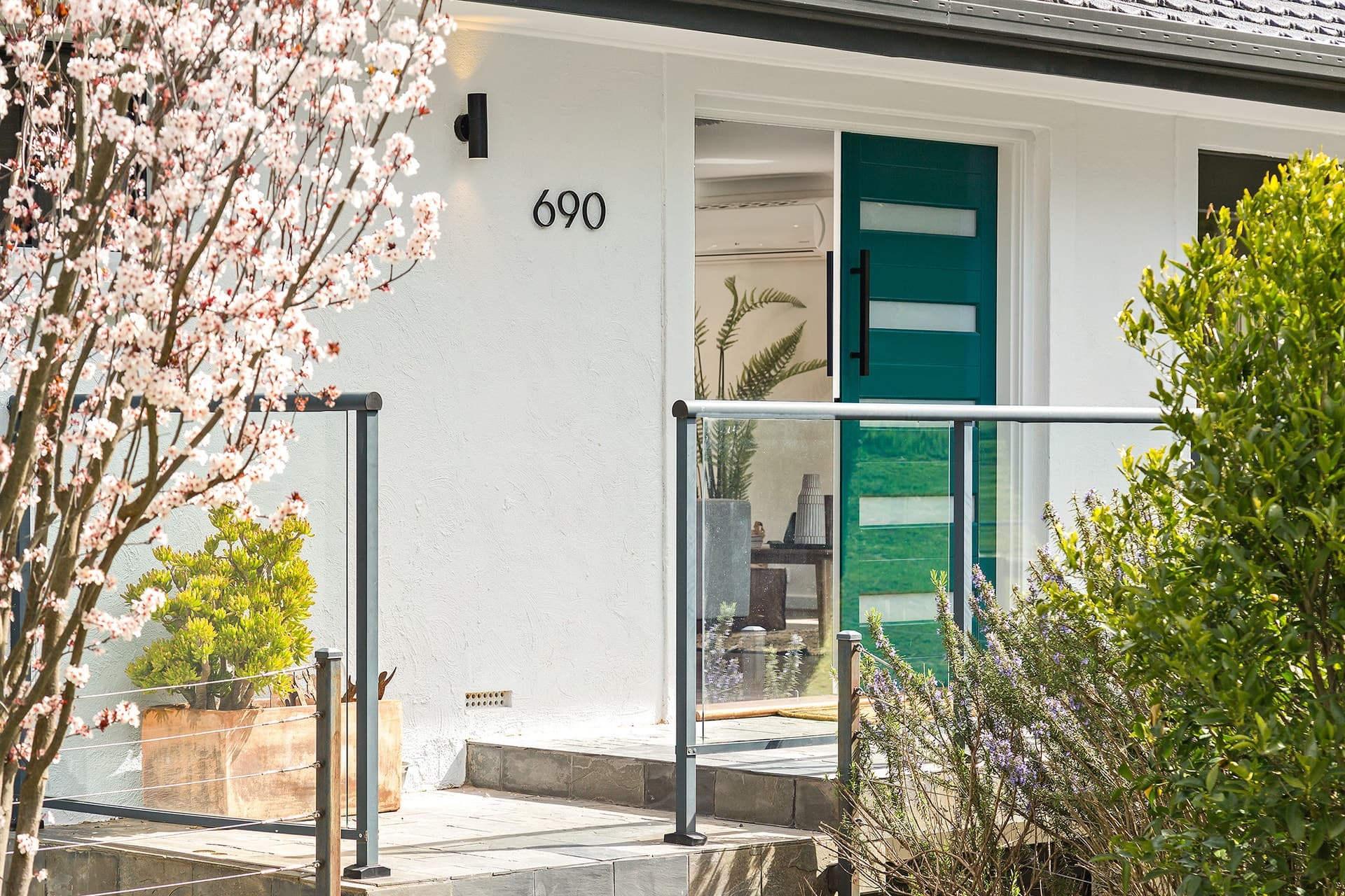 690 Longwood Road, Bradbury - Thumbnail 3