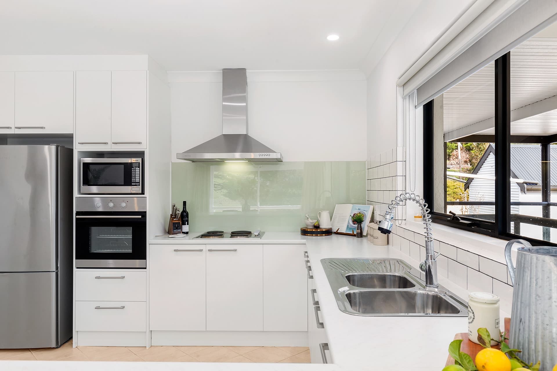 690 Longwood Road, Bradbury - Thumbnail 7