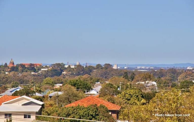 10 Bayview Street, STAFFORD HEIGHTS QLD 4053, Stafford Heights - Thumbnail 2