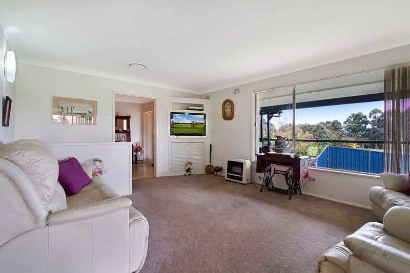 23 Greenway Crescent, WINDSOR NSW 2756, Windsor - Thumbnail 5