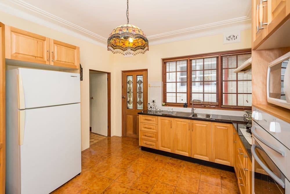 15 Carrington Street, Summer Hill - Thumbnail 7