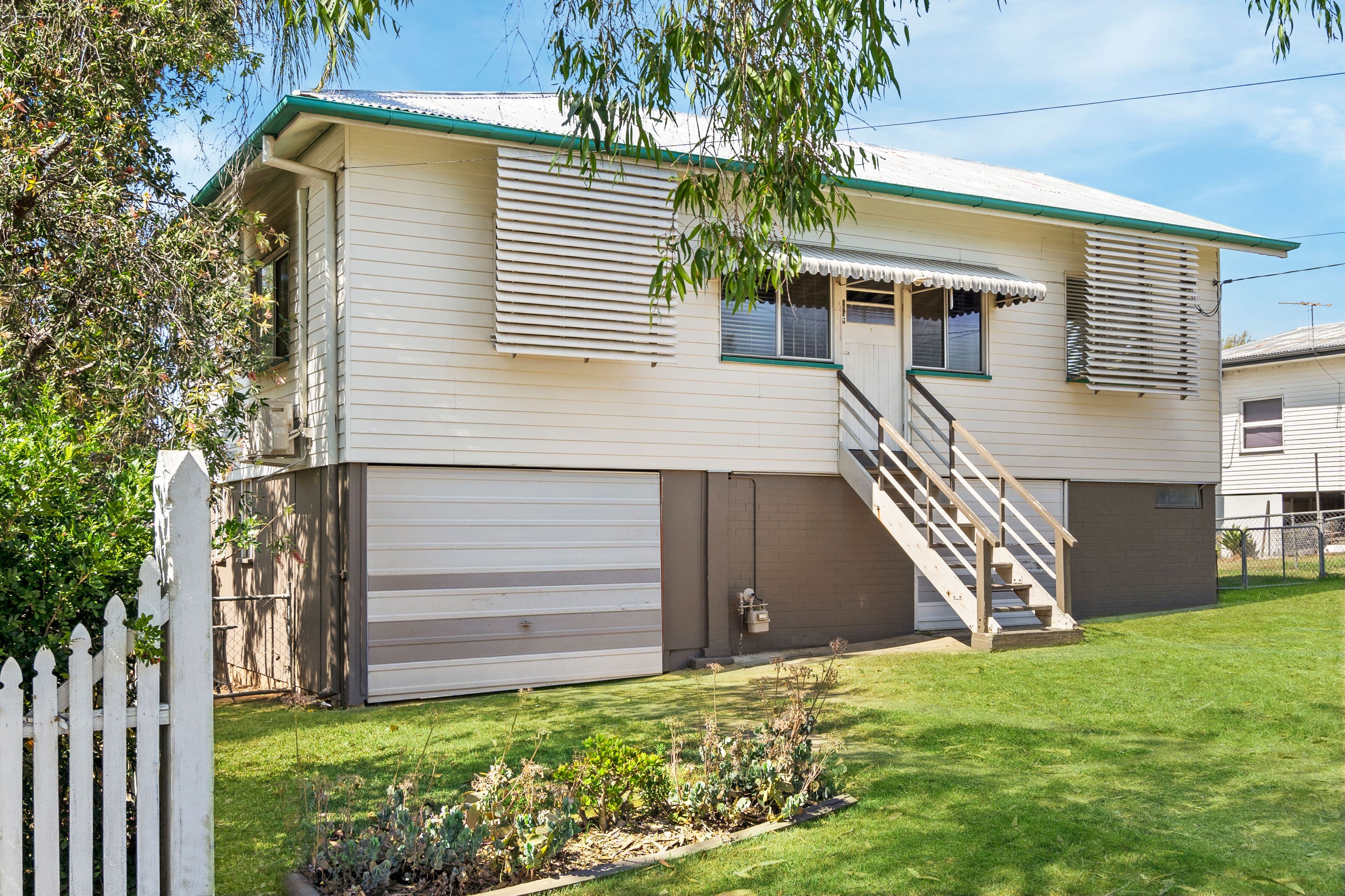 13 Albert Street, North Ipswich QLD 4305, North Ipswich - Thumbnail 2
