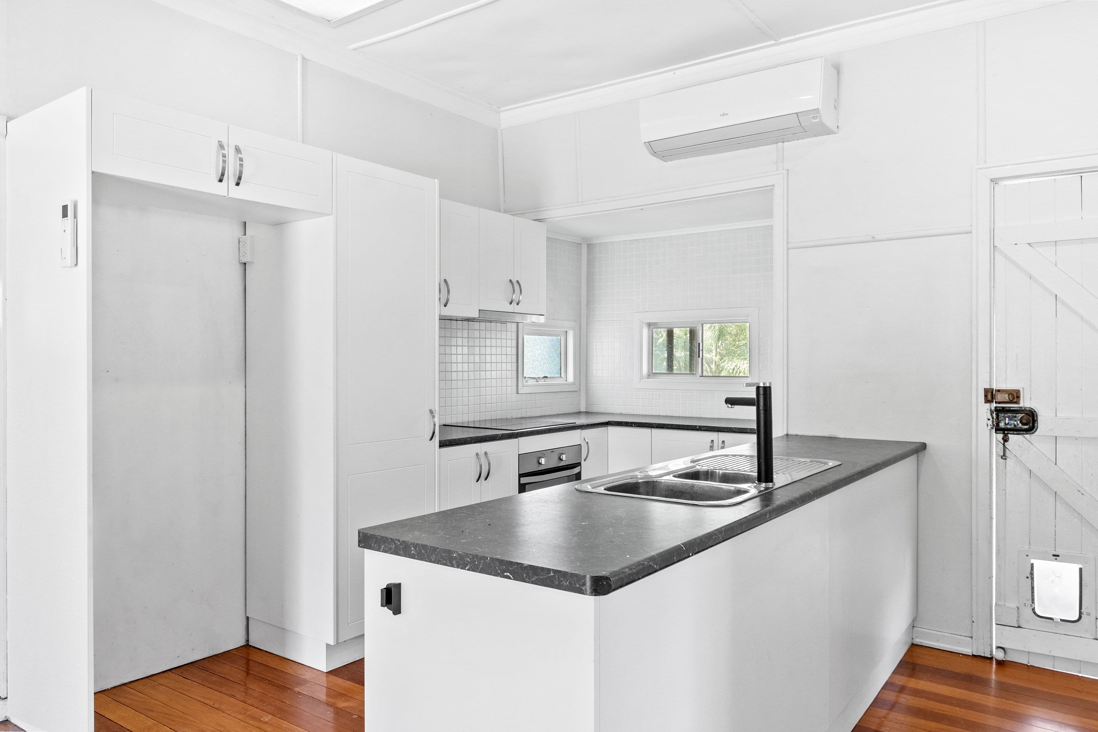 13 Albert Street, North Ipswich QLD 4305, North Ipswich - Thumbnail 4