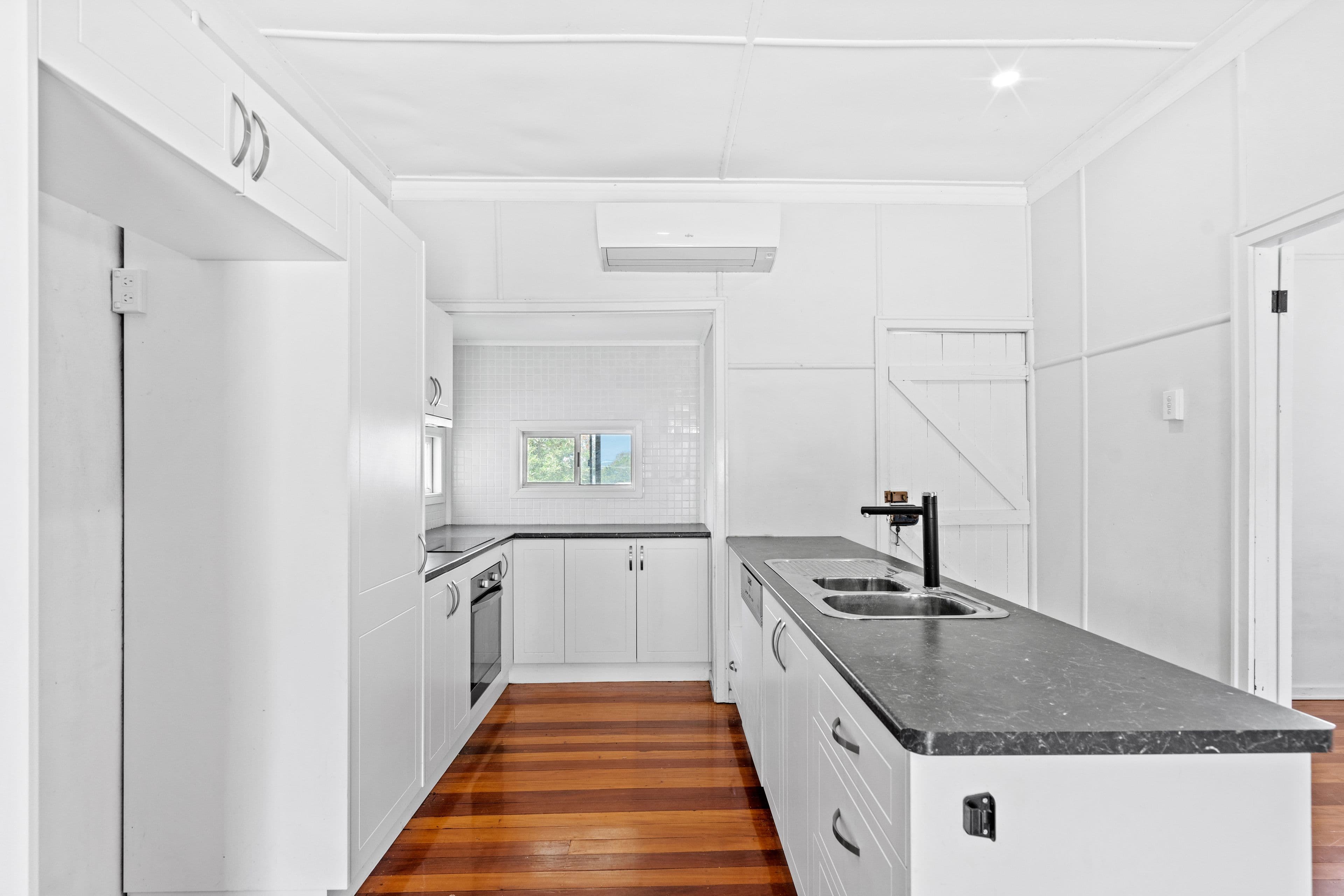 13 Albert Street, North Ipswich QLD 4305, North Ipswich - Thumbnail 5
