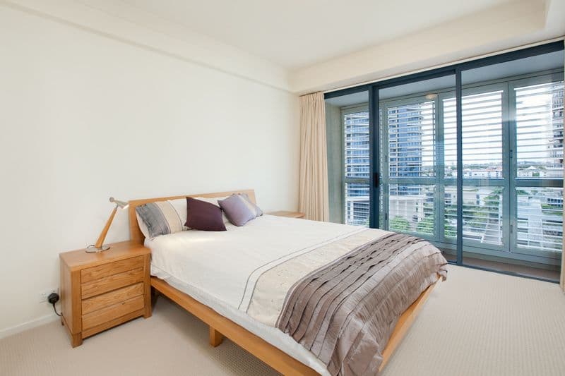 45 Deakin Street, KANGAROO POINT QLD 4169, Kangaroo Point - Thumbnail 6