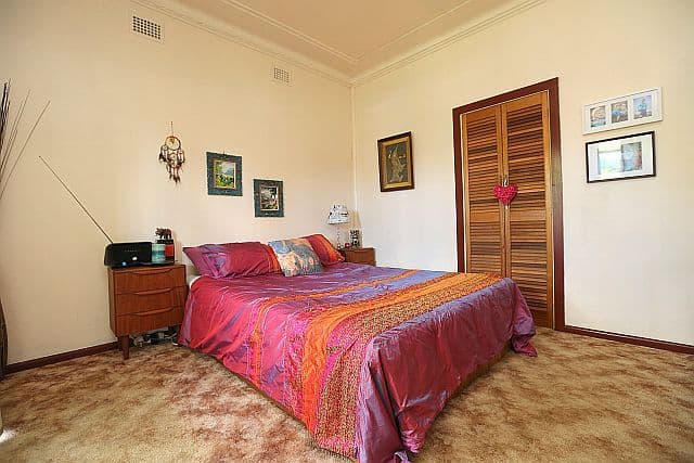 28 Fifth Avenue, Condell Park NSW 2200, Condell Park - Thumbnail 5