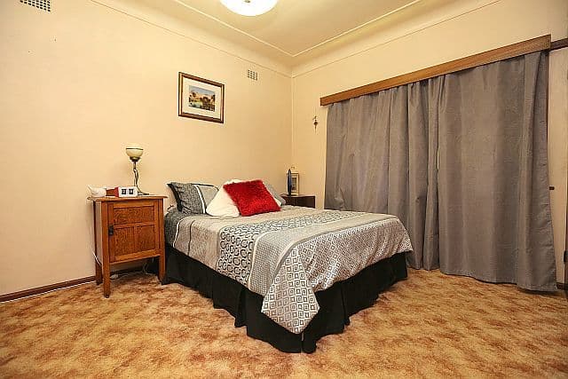 28 Fifth Avenue, Condell Park NSW 2200, Condell Park - Thumbnail 6