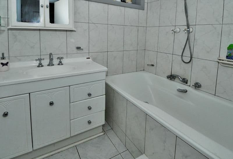 13  Dorothy Street, TULLAMARINE VIC 3043, Tullamarine - Thumbnail 3