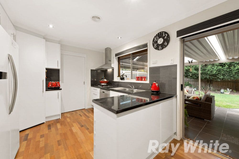 4 Rio Court, Ferntree Gully VIC 3156, Ferntree Gully - Thumbnail 2
