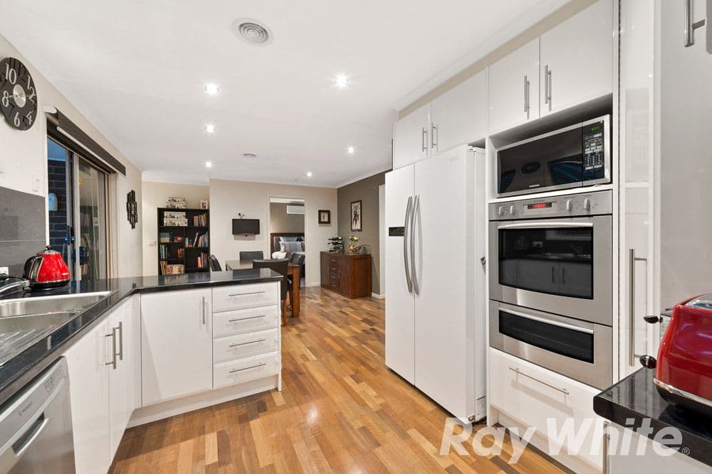 4 Rio Court, Ferntree Gully VIC 3156, Ferntree Gully - Thumbnail 3