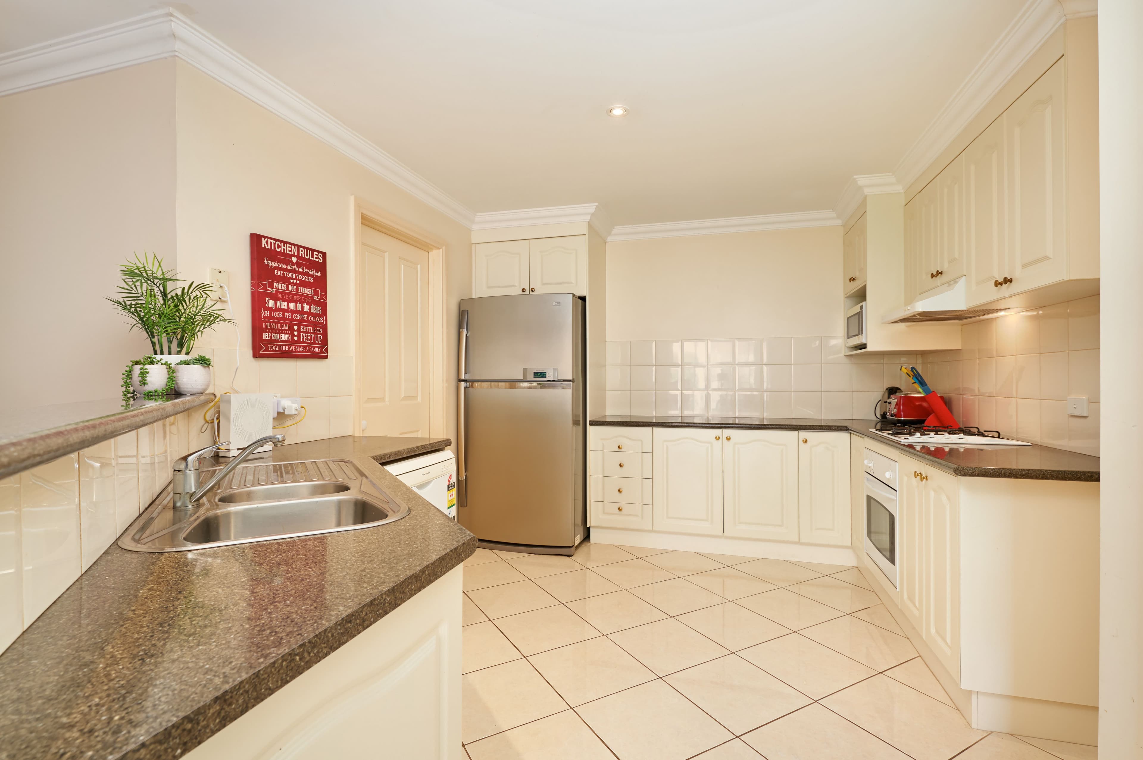 46 Slocum Street, Wagga Wagga - Thumbnail 5