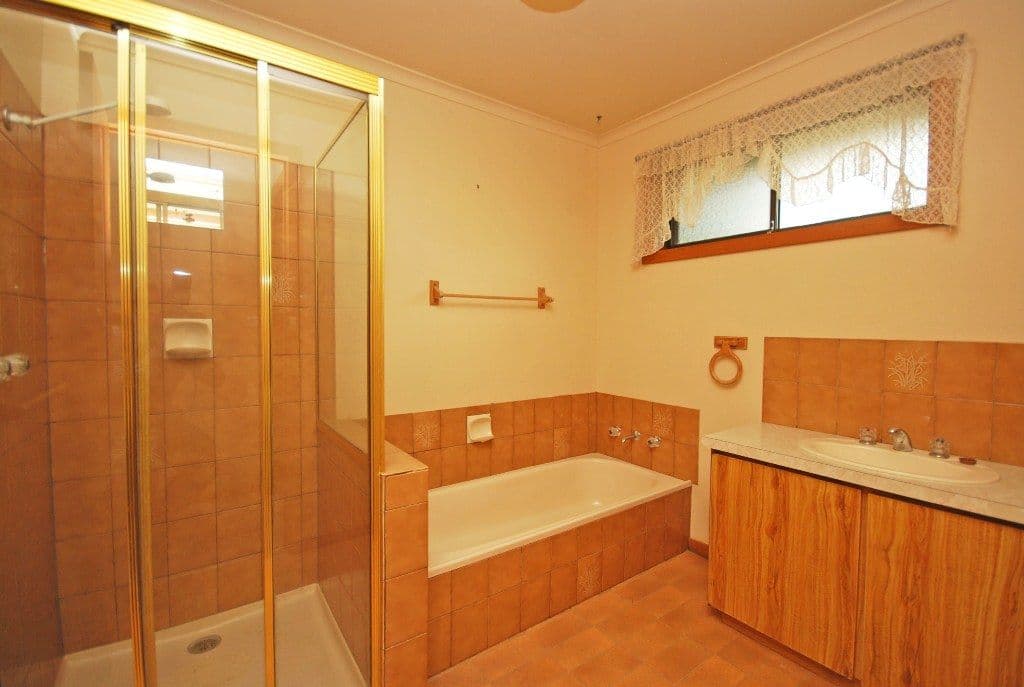 21 Greenhalghs Road, DELACOMBE VIC 3356, Delacombe - Thumbnail 3