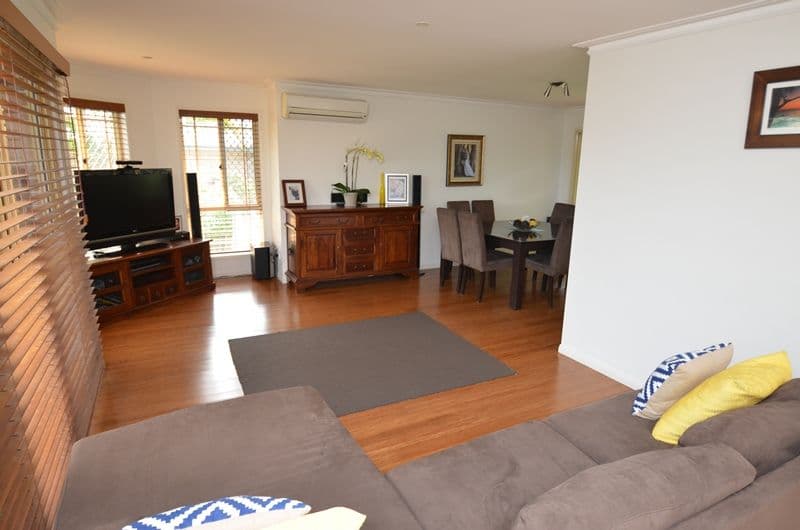 6 Gembrook Court, PARKWOOD QLD 4214, Parkwood - Thumbnail 2