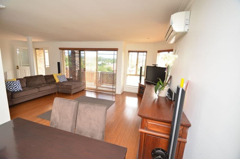 6 Gembrook Court, PARKWOOD QLD 4214, Parkwood - Thumbnail 3