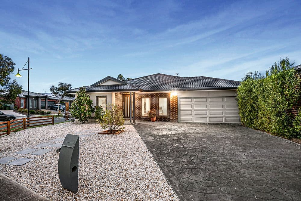 1 Clyde Road, Mernda VIC 3754, Mernda - Thumbnail 2