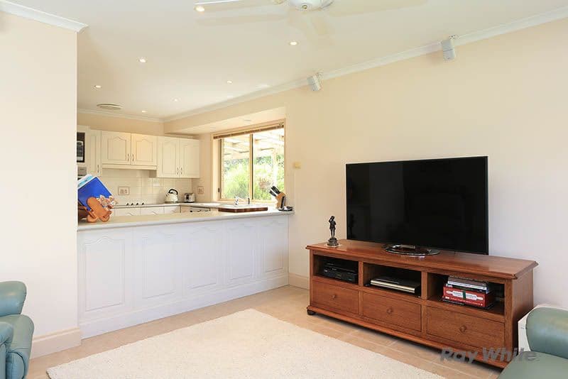 10 Houghton Street, Clare SA 5453, Clare - Thumbnail 6
