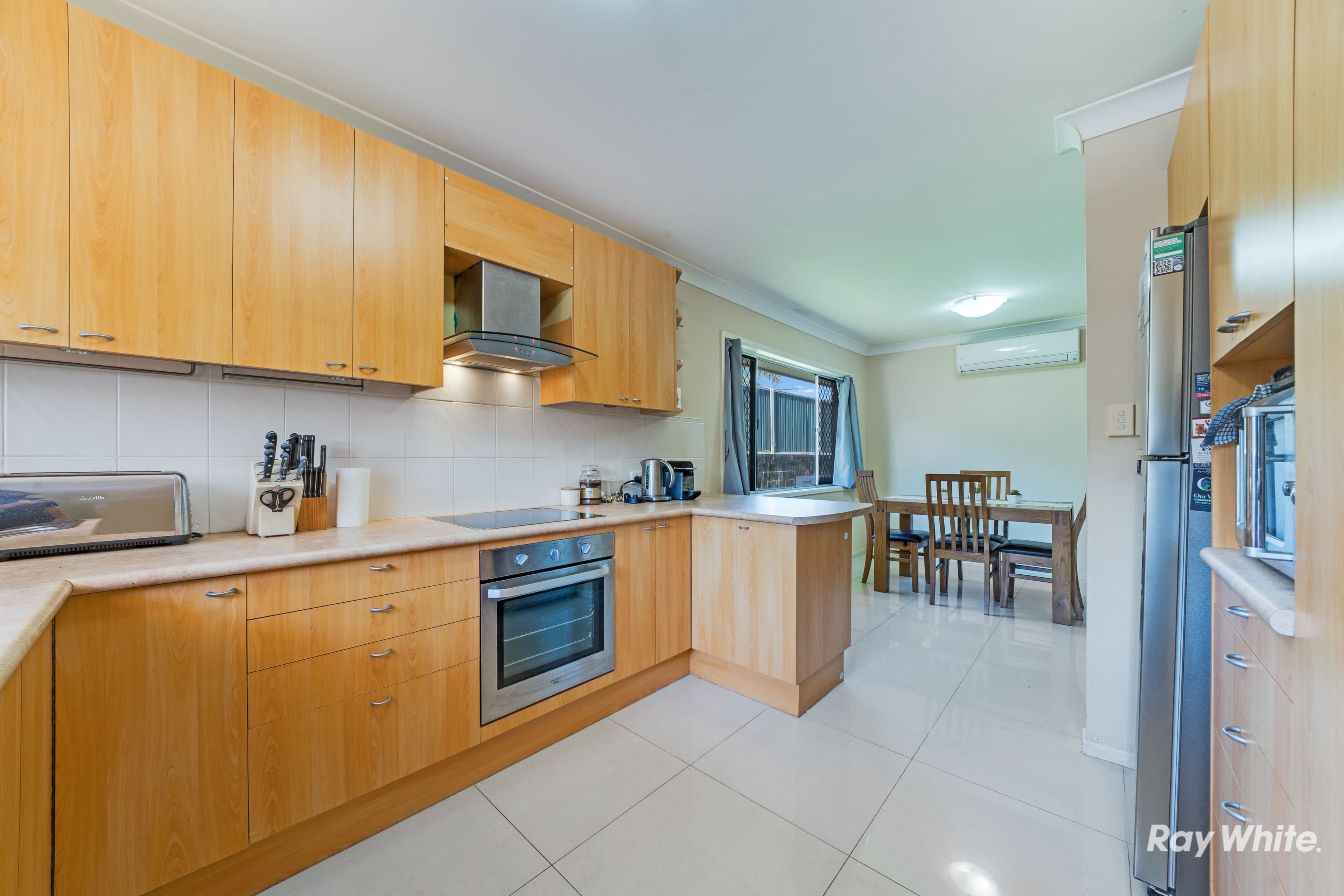 17 Batman Crescent, Springwood QLD 4127, Springwood - Thumbnail 8