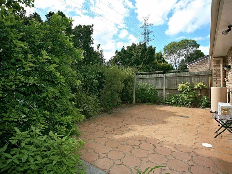 16 ARCADIA Street, EIGHT MILE PLAINS QLD 4113, Eight Mile Plains - Thumbnail 4