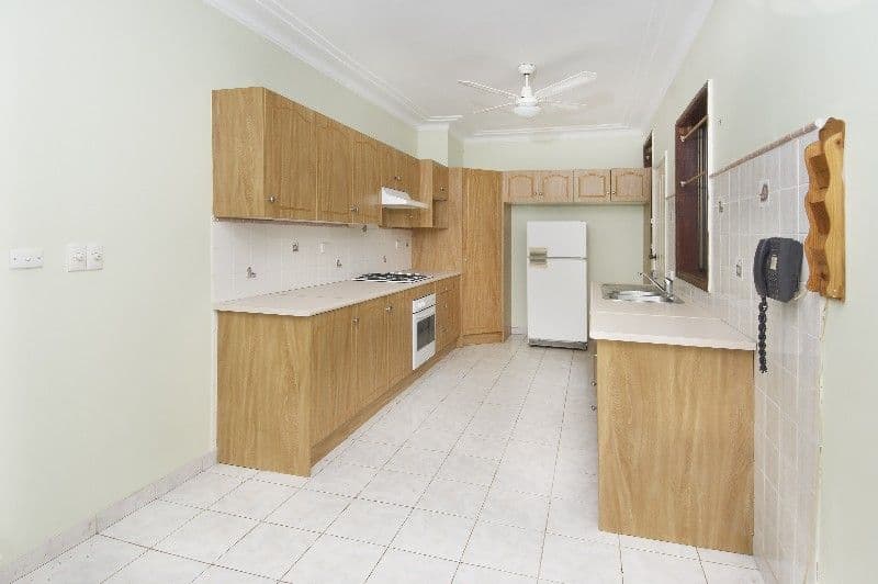 9 Thomas Clarke Street, WESTMEAD NSW 2145, Westmead - Thumbnail 2