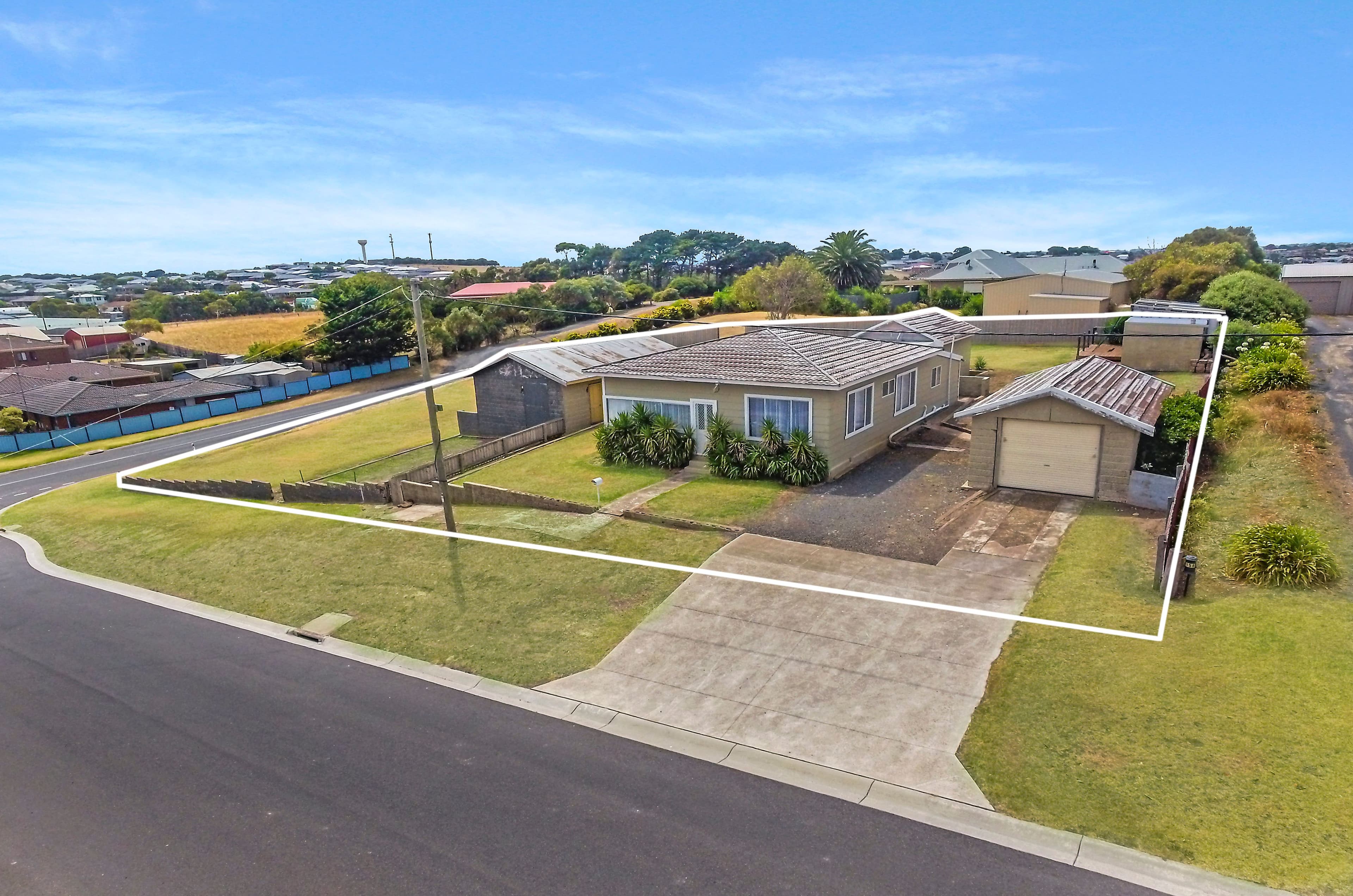162 Russell Street, Dennington VIC 3280, Dennington - Thumbnail 3