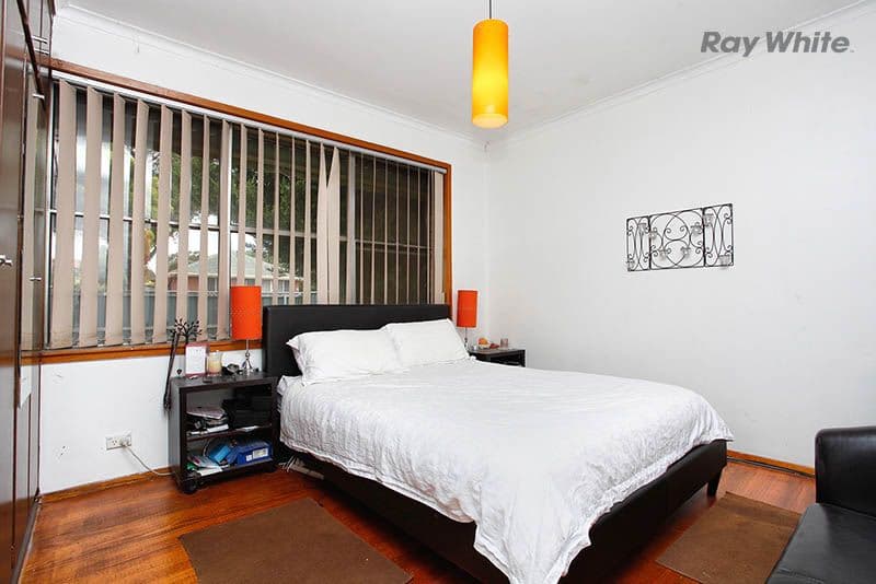 28 Robertson Crescent, Laverton VIC 3028, Laverton - Thumbnail 2