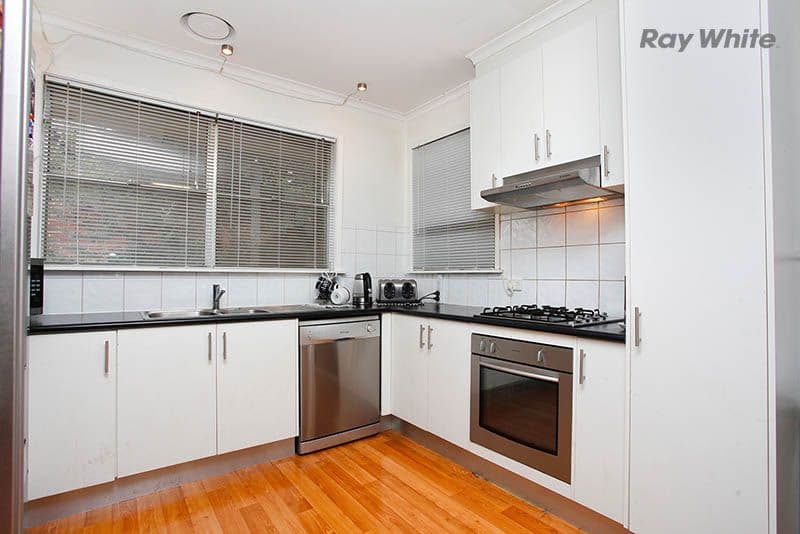 28 Robertson Crescent, Laverton VIC 3028, Laverton - Thumbnail 4