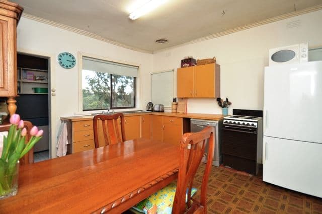 37 Curtain Road, HURSTBRIDGE VIC 3099, Hurstbridge - Thumbnail 6