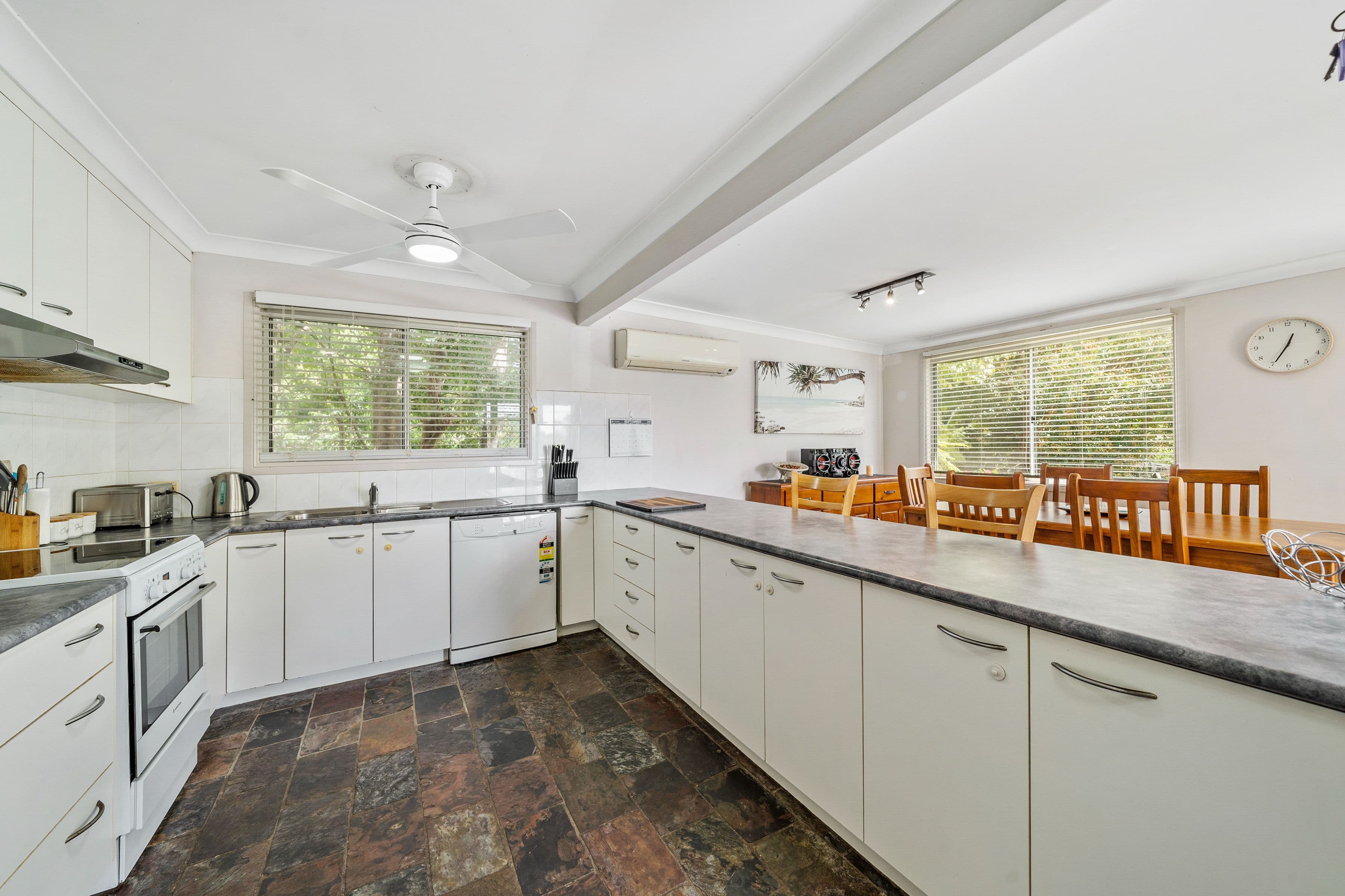 13 Galahad Street, Marsden QLD 4132, Marsden - Thumbnail 4