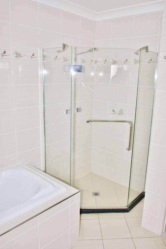 16 Giugni Place, YOUNG NSW 2594, Young - Thumbnail 8