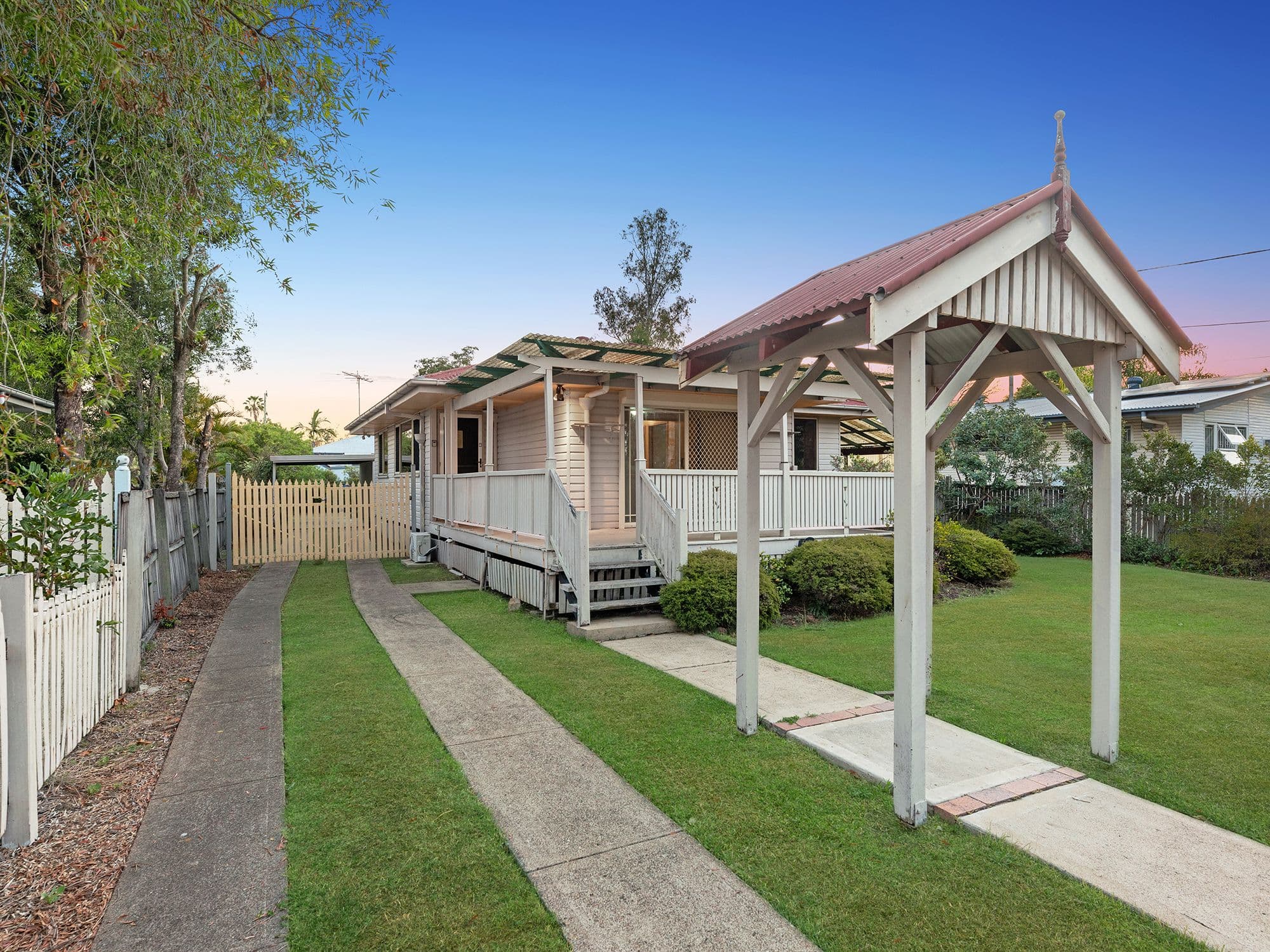 16 Birrell Street, Leichhardt QLD 4305, Leichhardt - Thumbnail 2