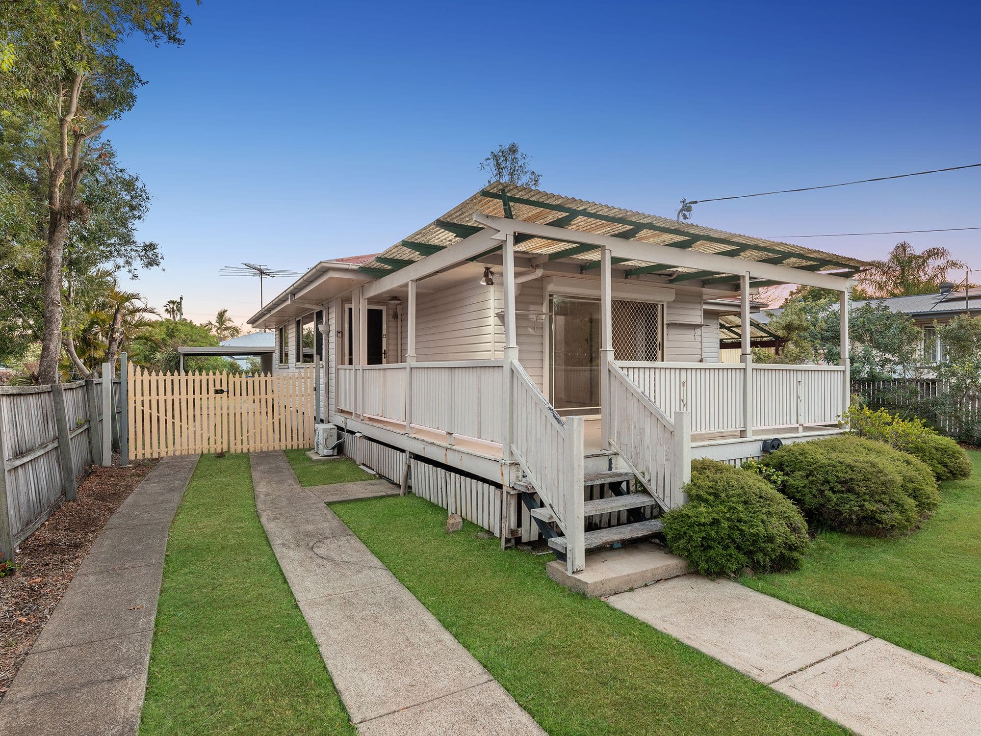 16 Birrell Street, Leichhardt QLD 4305, Leichhardt - Thumbnail 3