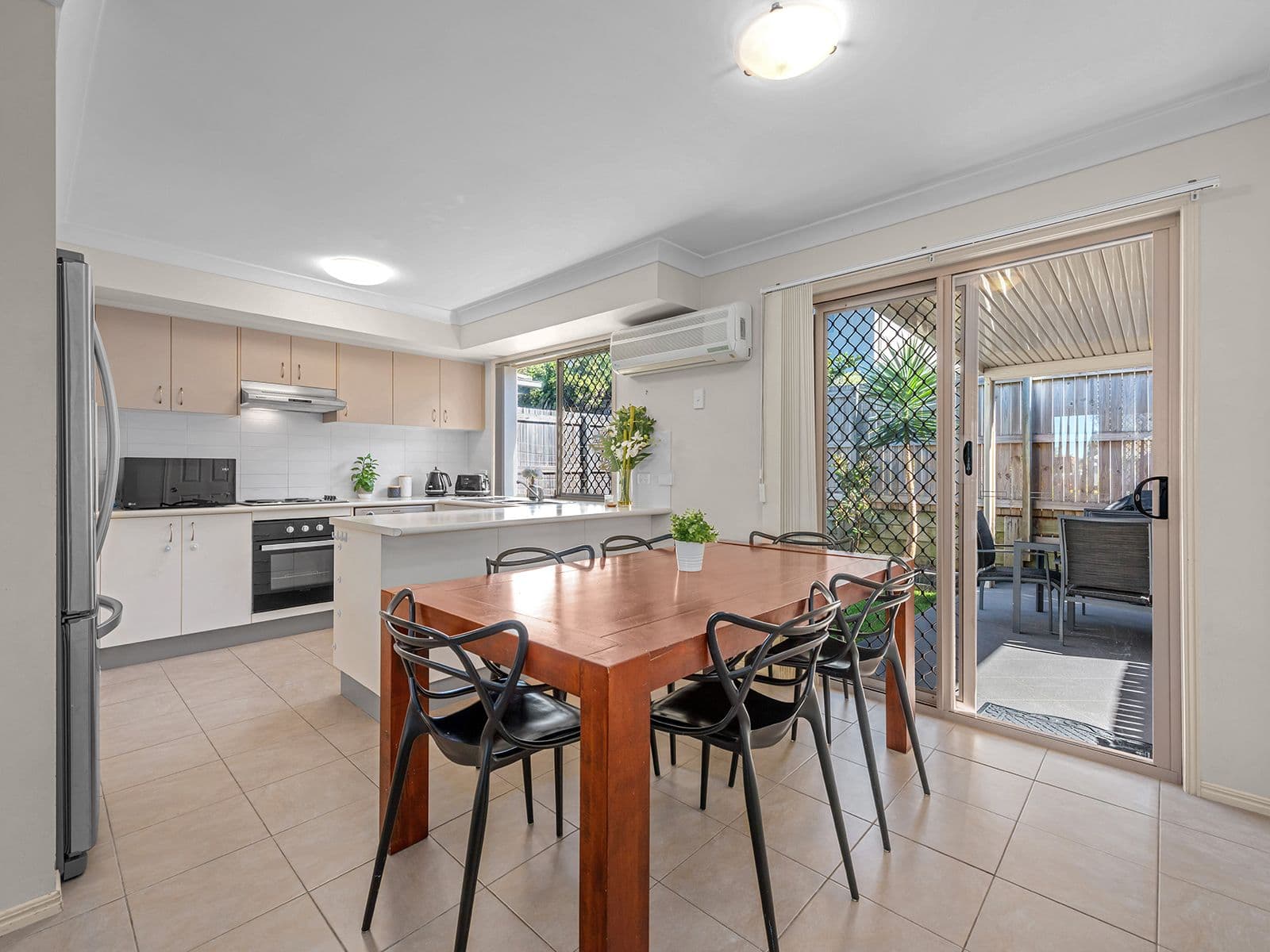 20 Johnston Street, Carina QLD 4152, Carina - Thumbnail 6