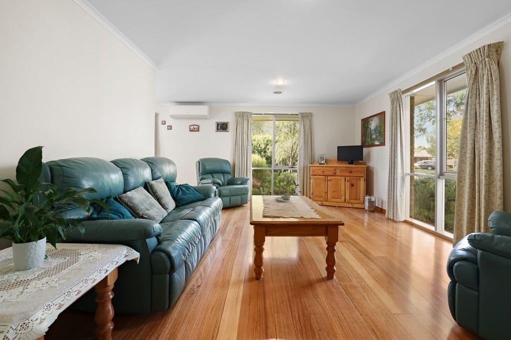 27 Thames Boulevard, Werribee VIC 3030, Werribee - Thumbnail 7