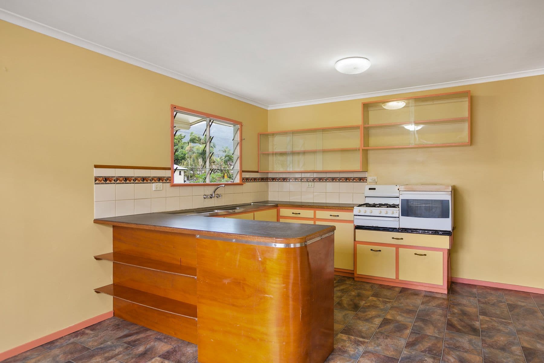 57 Dalton Street, Westcourt QLD 4870, Westcourt - Thumbnail 4
