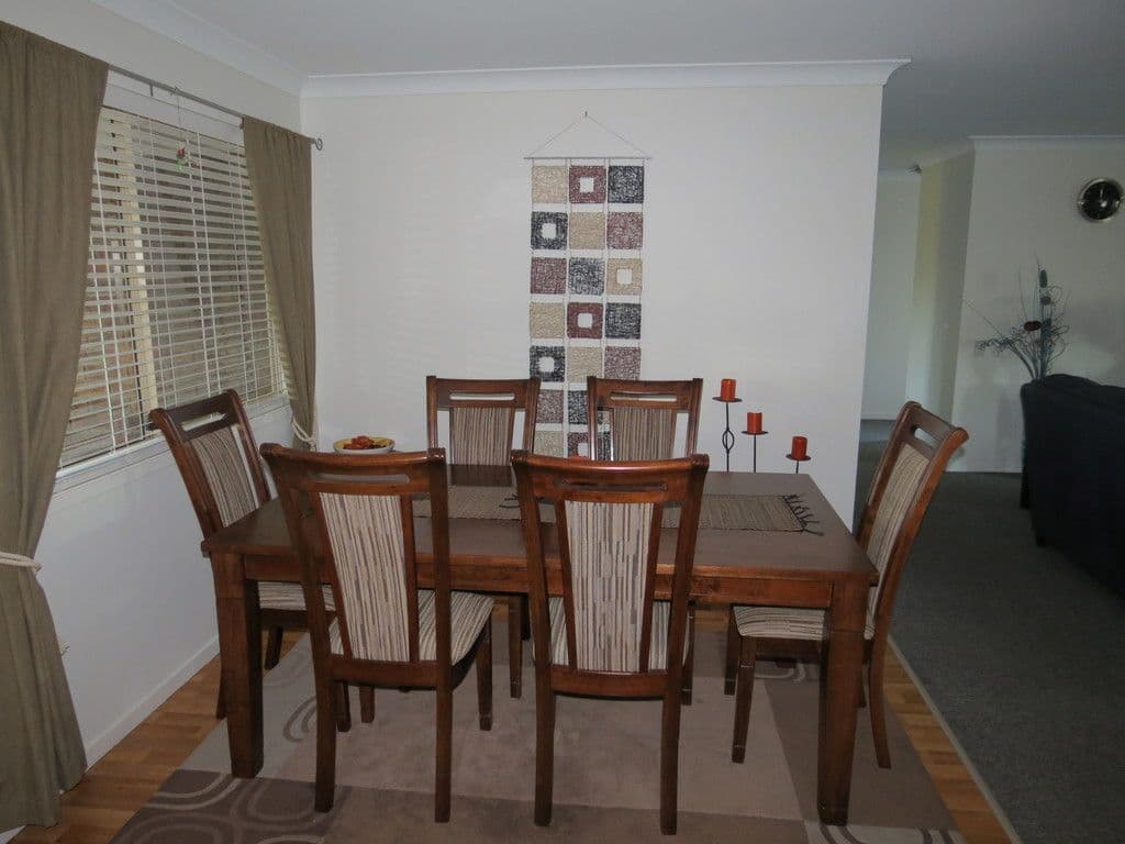 21 Cowan Crescent, Emerald QLD 4720, Emerald - Thumbnail 4