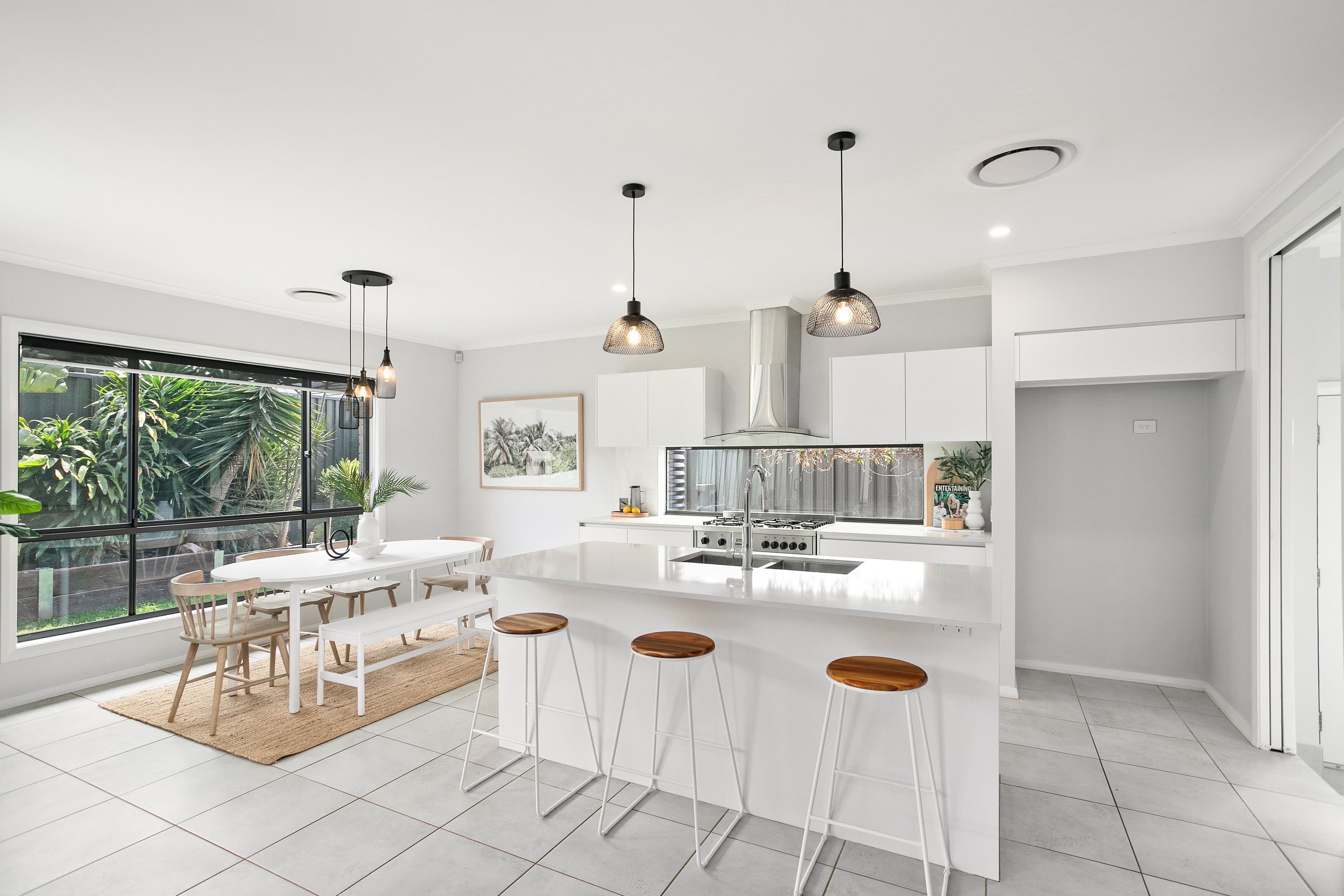 4 Wildflower Crescent, Calderwood NSW 2527, Calderwood - Image 1
