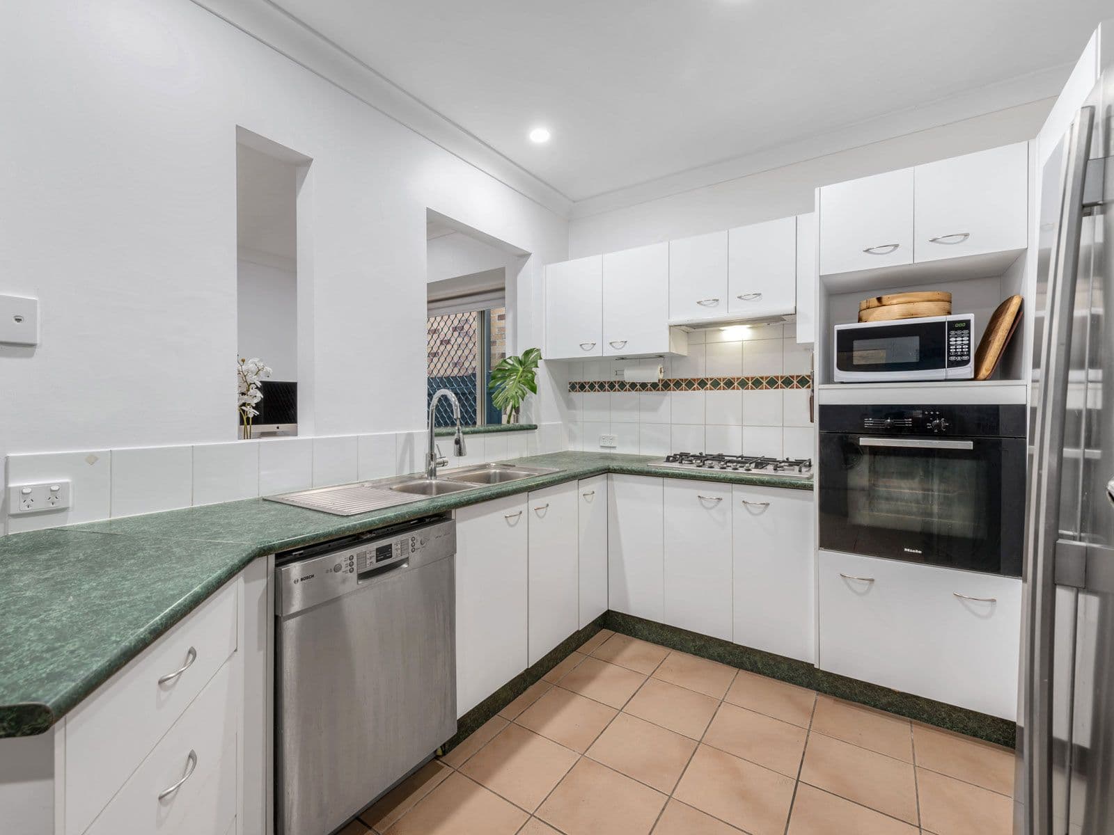 7 Titania Street, Morningside QLD 4170, Morningside - Thumbnail 4
