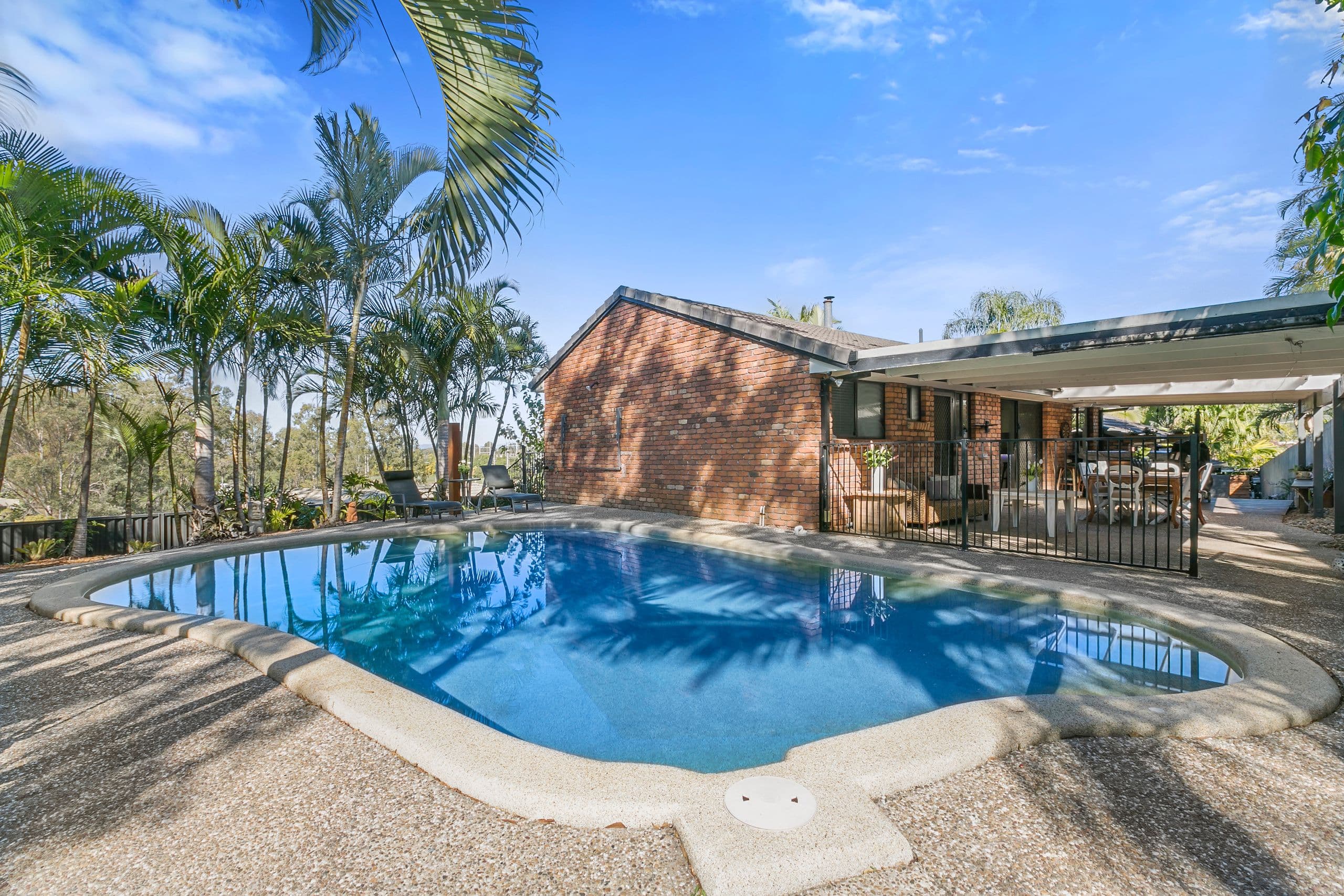 21 Watford Cresent, Molendinar QLD 4214, Molendinar - Thumbnail 3
