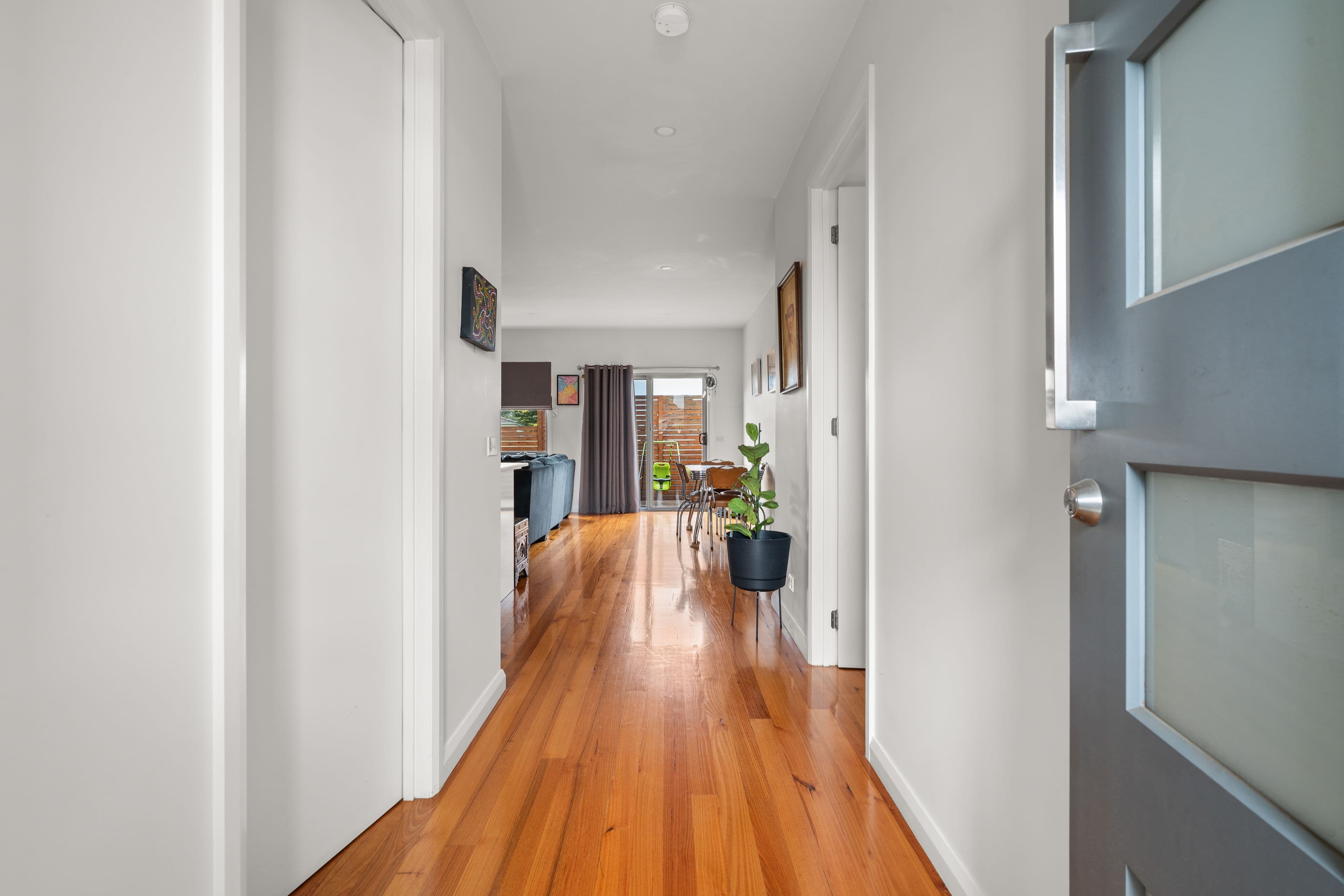 15 Earlsfield Court, Deer Park VIC 3023, Deer Park - Thumbnail 2