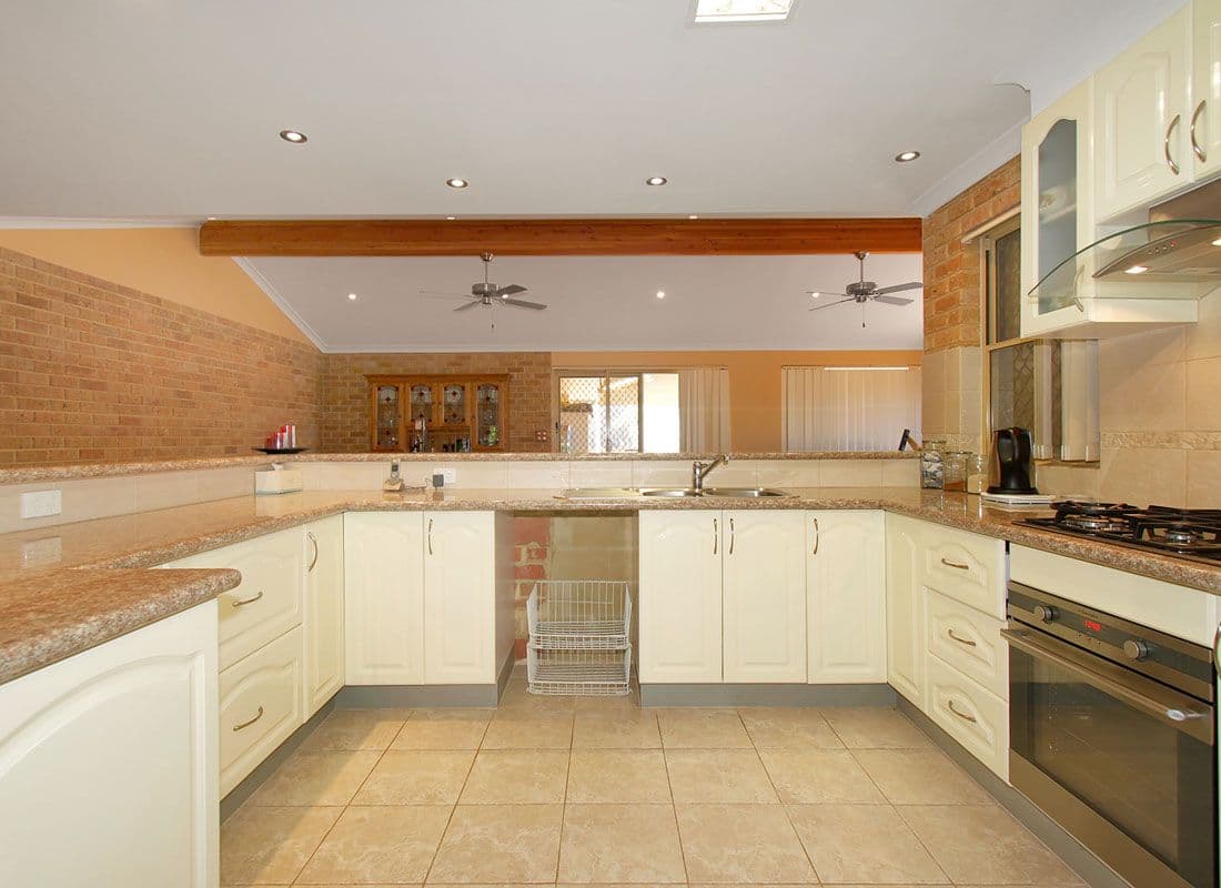 36 Gibson Avenue, PADBURY WA 6025, Padbury - Thumbnail 2