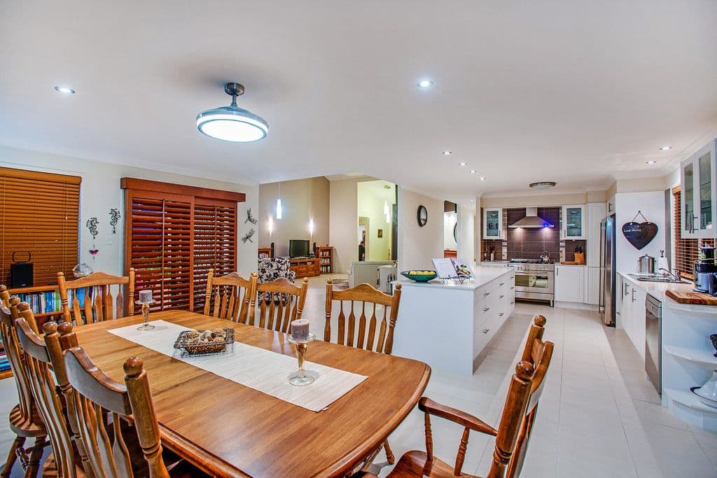 73 Lochlomond Drive, BANORA POINT NSW 2486, Banora Point - Thumbnail 7