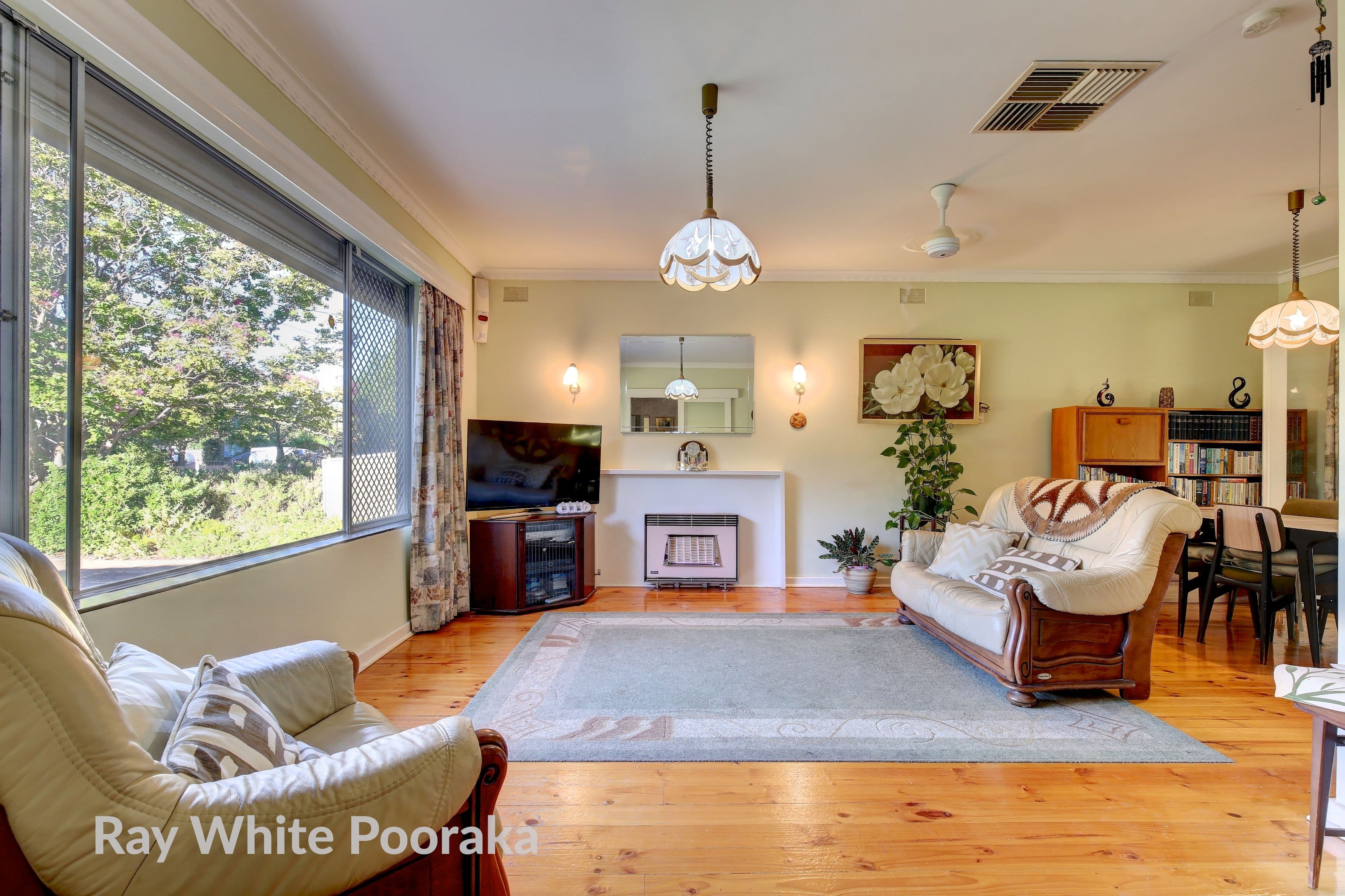 42 Tiparra Avenue, Park Holme SA 5043, Park Holme - Thumbnail 8