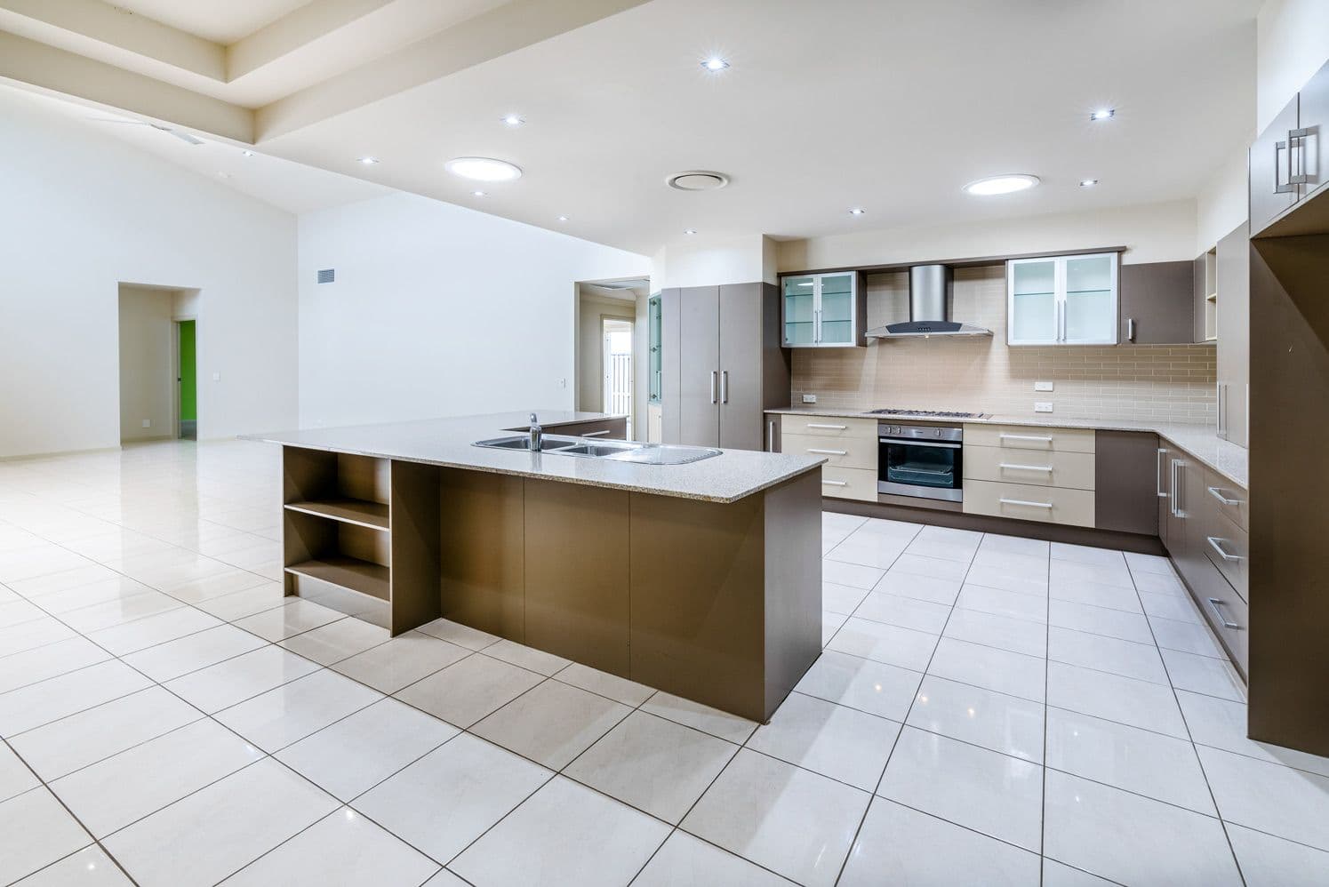 24 Ceil Circuit, Coomera Waters QLD 4209, Coomera - Thumbnail 2