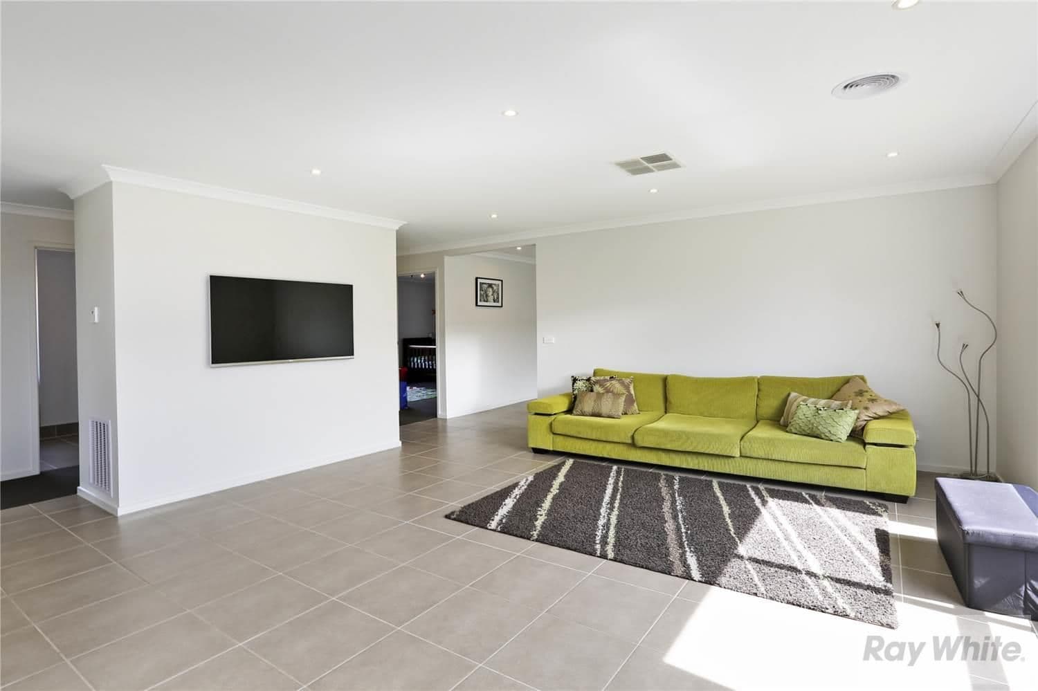 154 Canterbury Road West, Lara VIC 3212, Lara - Thumbnail 5