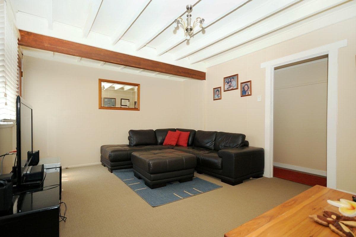 25  Drayton Road, Harristown QLD 4350, Harristown - Thumbnail 2