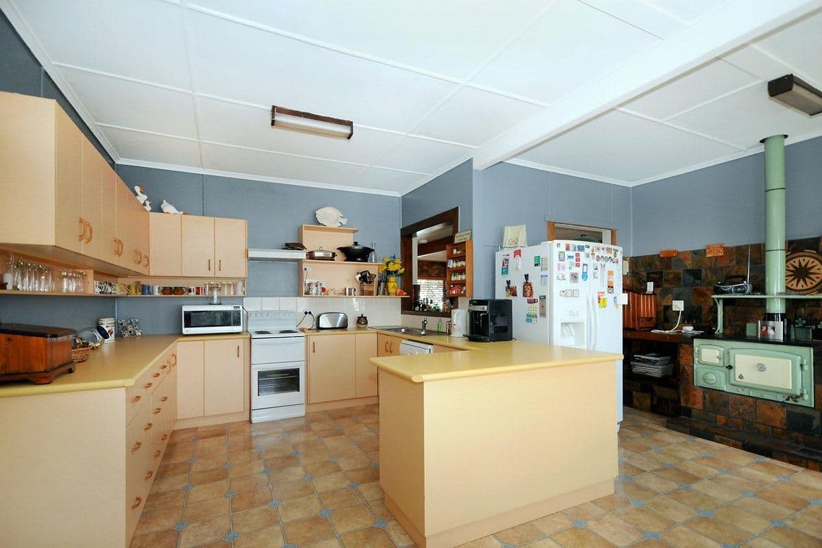 25  Drayton Road, Harristown QLD 4350, Harristown - Thumbnail 3