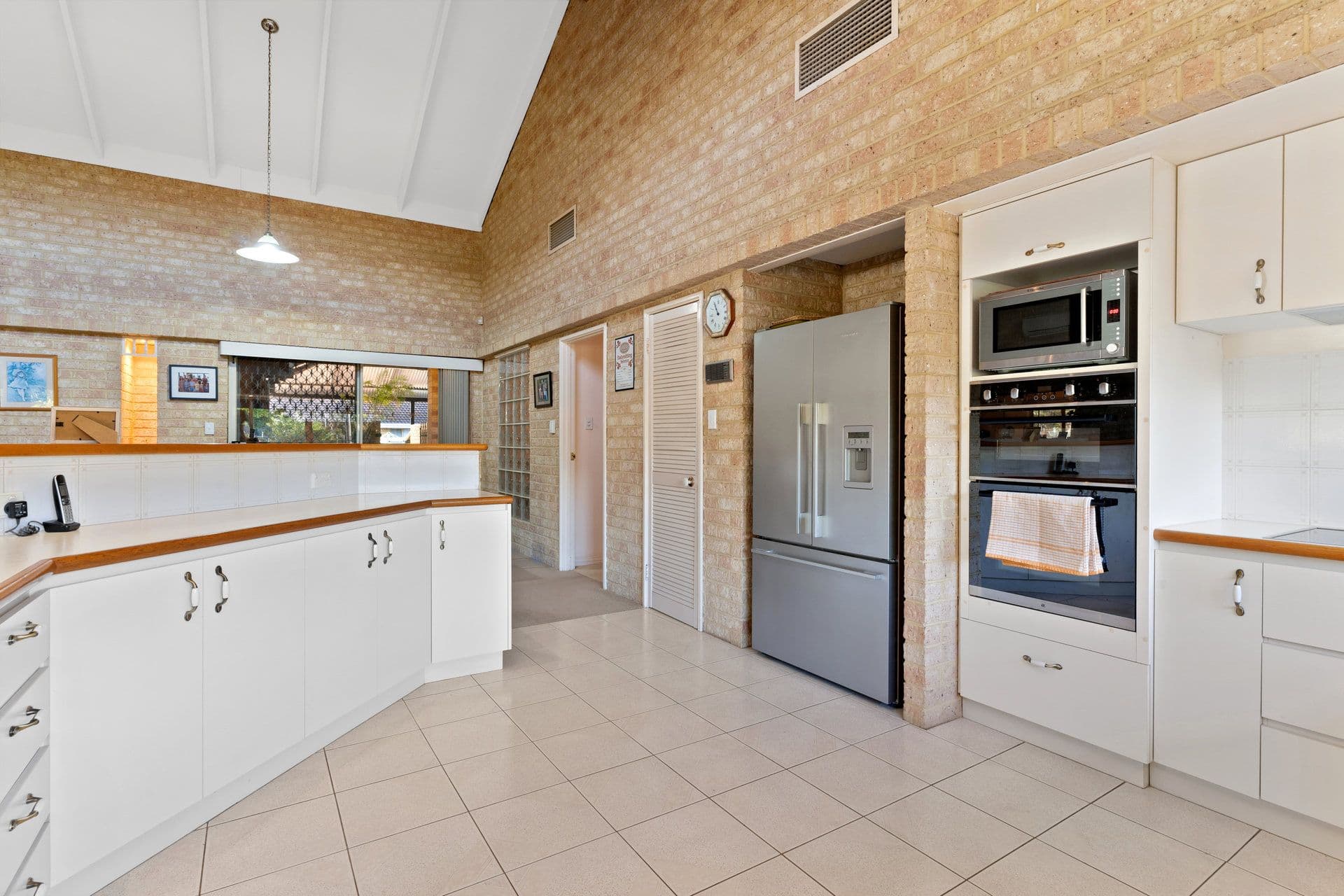 37 Tambulan Road, Maida Vale WA 6057, Maida Vale - Thumbnail 7