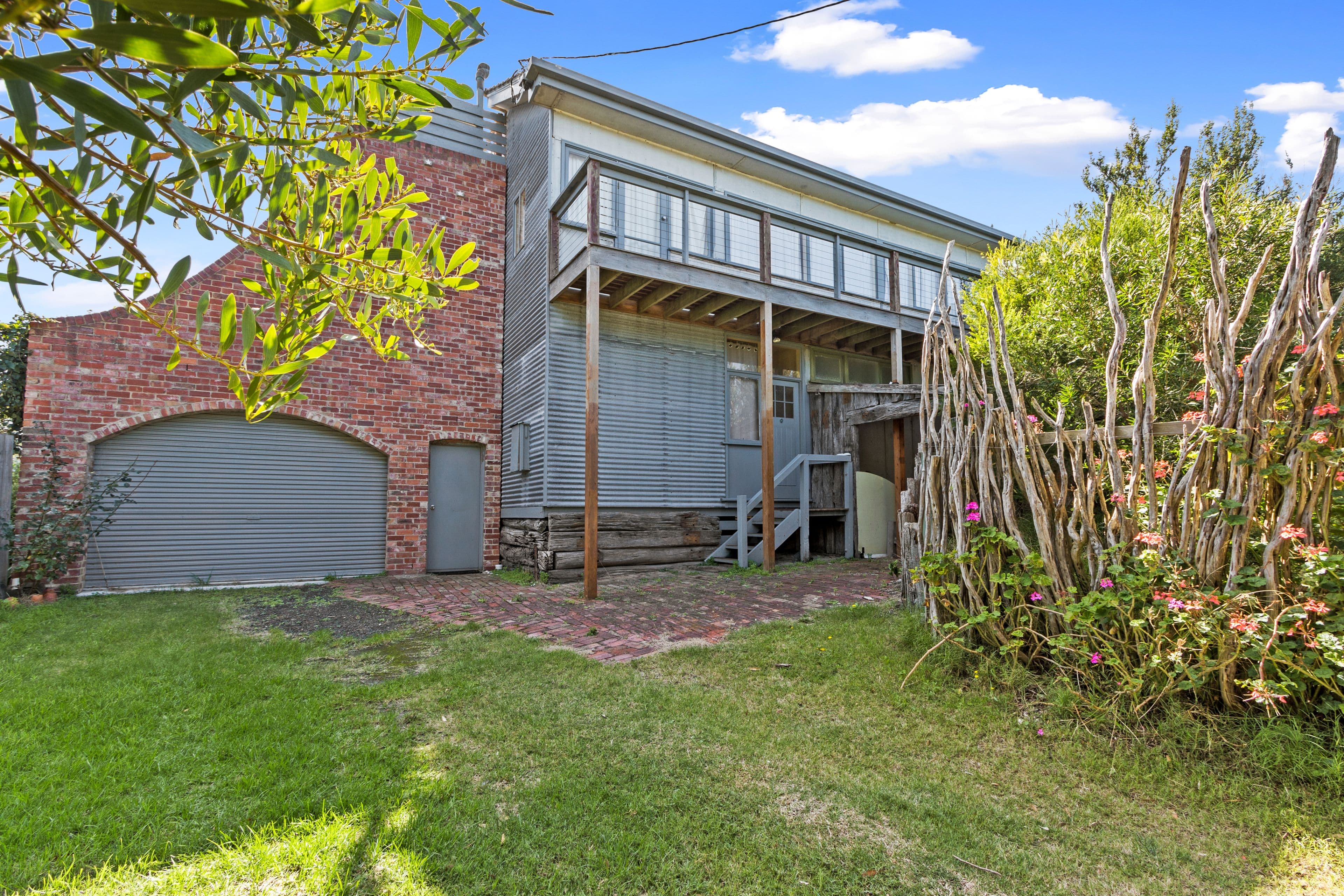 94 Surf Parade, Inverloch VIC 3996, Inverloch - Thumbnail 2