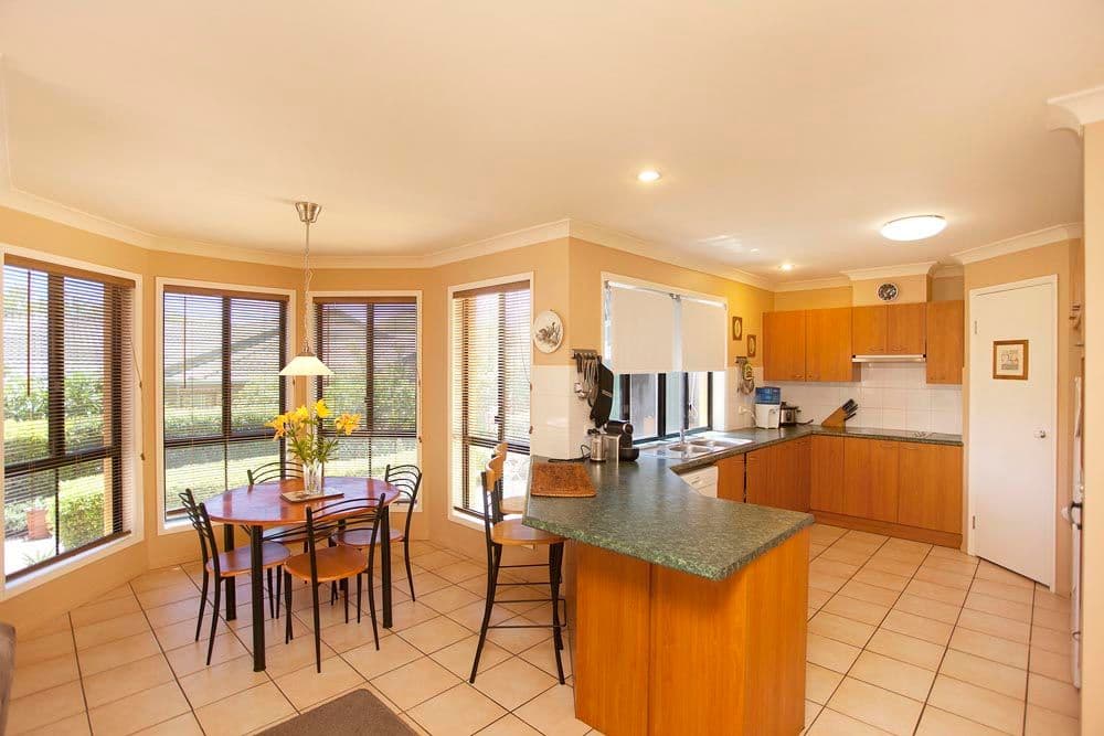 3 Alpena Close, CARINDALE QLD 4152, Carindale - Thumbnail 2